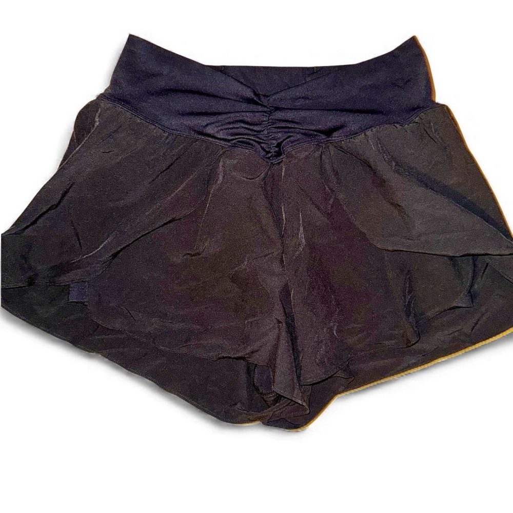 Halara cinched waist 2in1 breezeful shorts medium new with tag